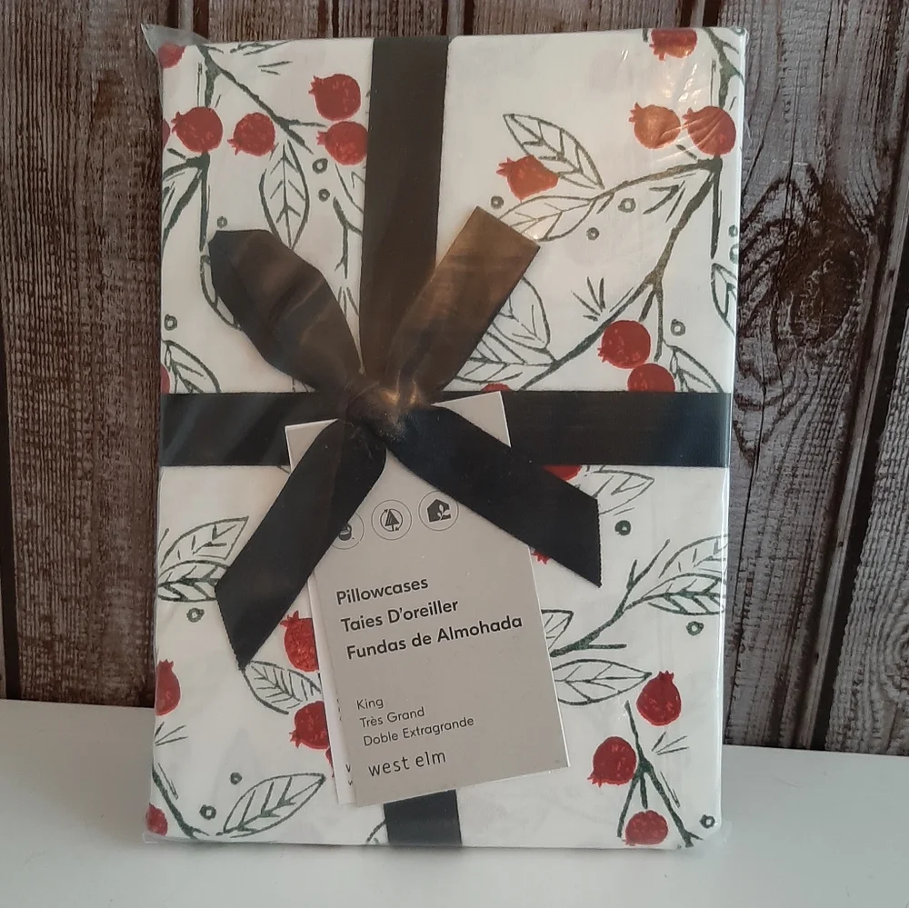 West Elm Pomegranate Percale King Pillow Case (Set of 2)
